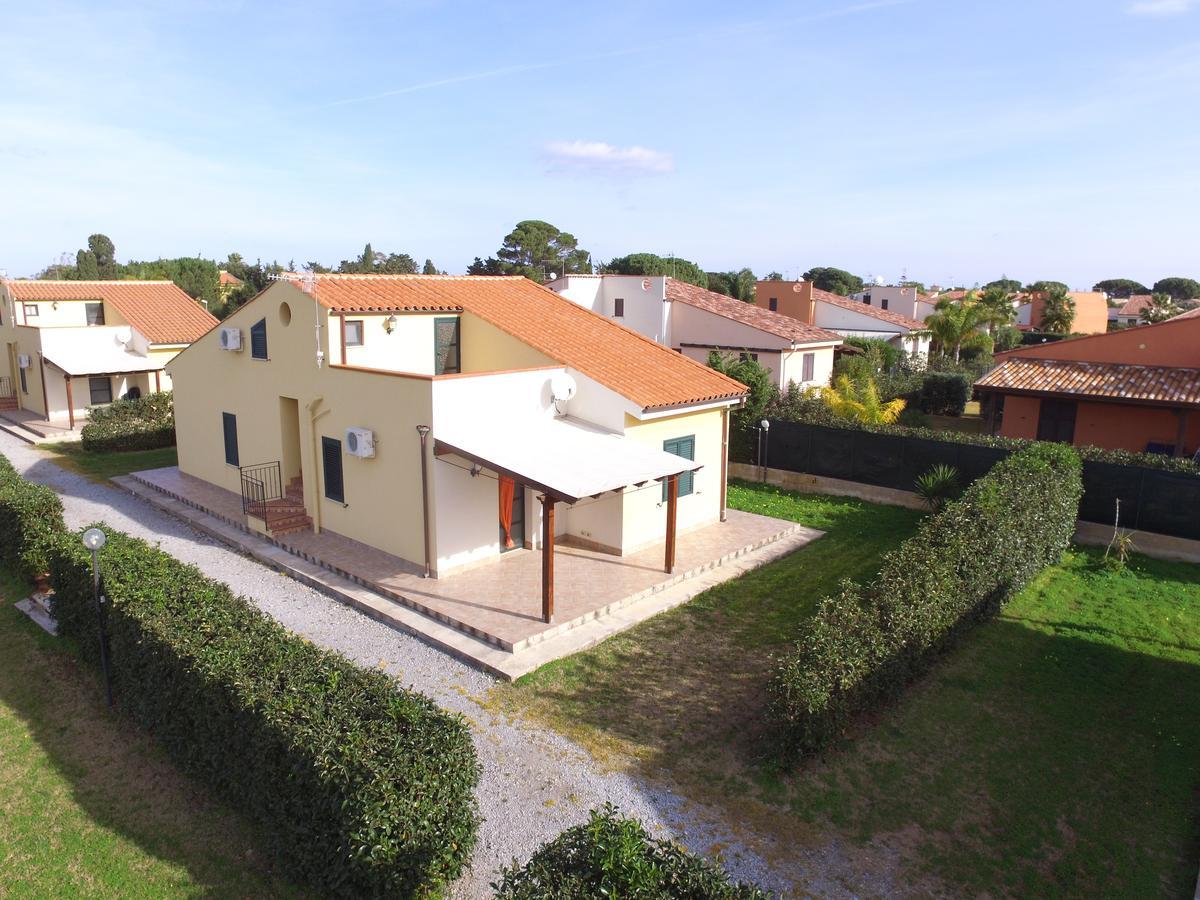 Case Vacanze Paradise Beach Vicino Cefalu Piscina Aperta Campofelice Di Roccella Exteriör bild