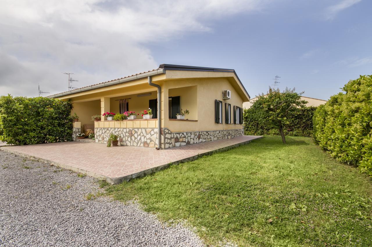 Case Vacanze Paradise Beach Vicino Cefalu Piscina Aperta Campofelice Di Roccella Exteriör bild