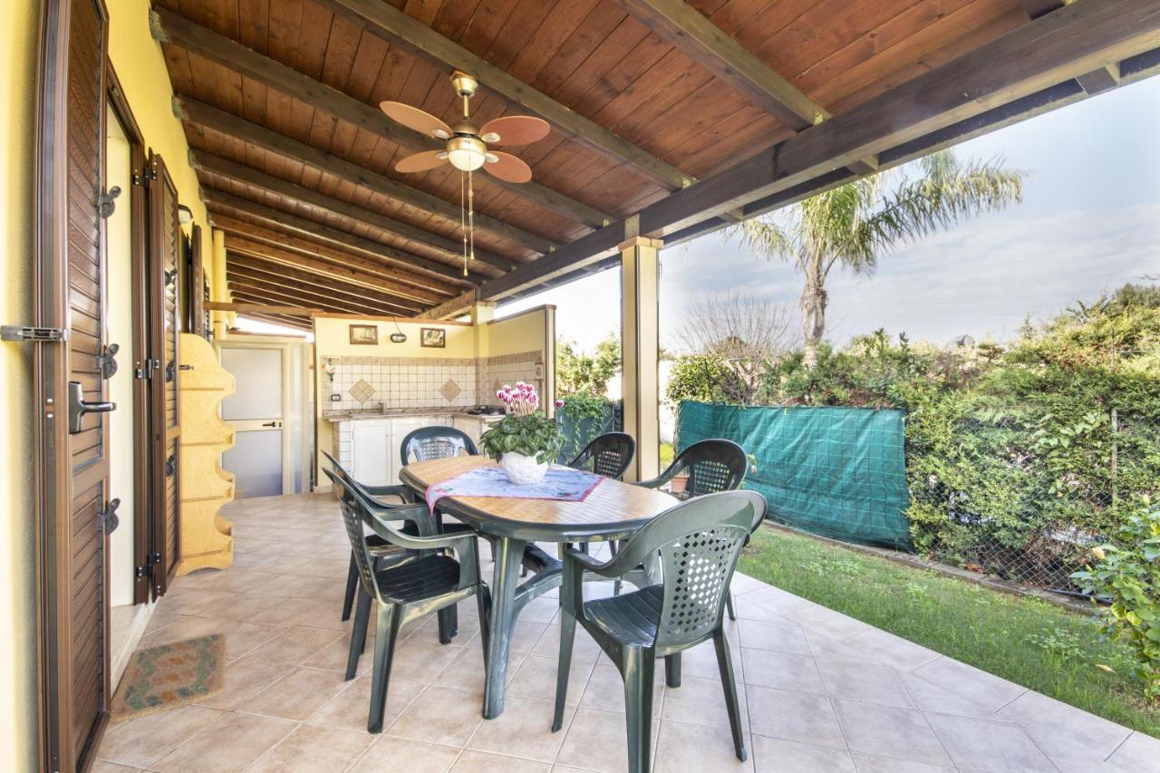 Case Vacanze Paradise Beach Vicino Cefalu Piscina Aperta Campofelice Di Roccella Exteriör bild